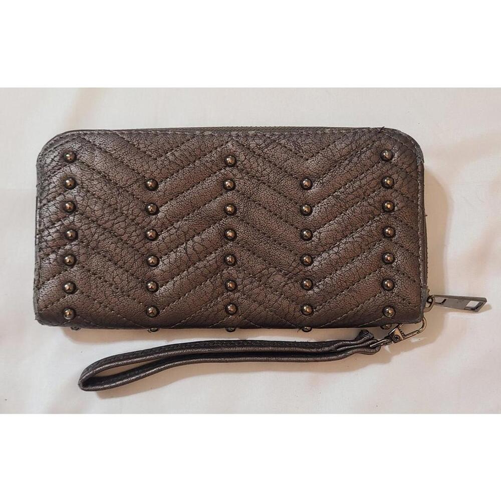 Design Studio MMS Vegan Leather Clutch Wallet Wristlet Studs Credit Card Holder